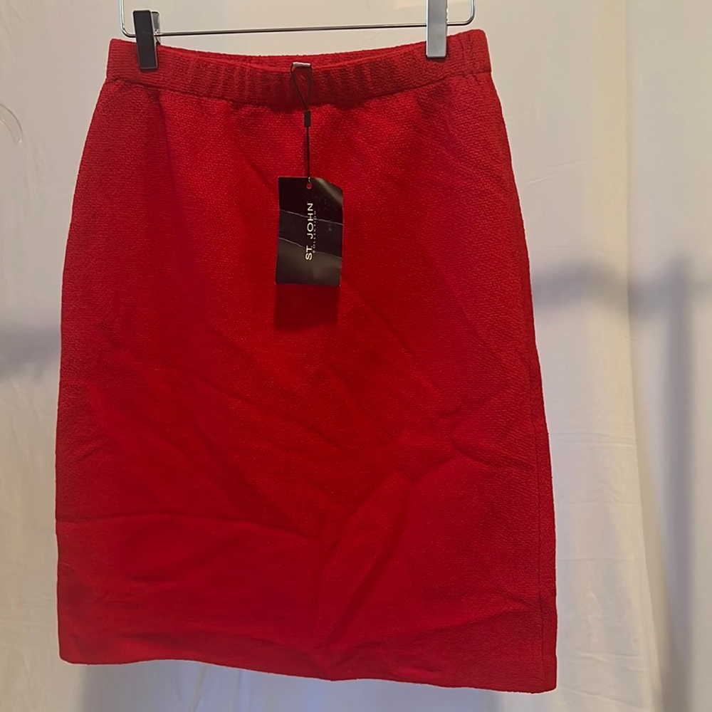New with tags St. John skirt